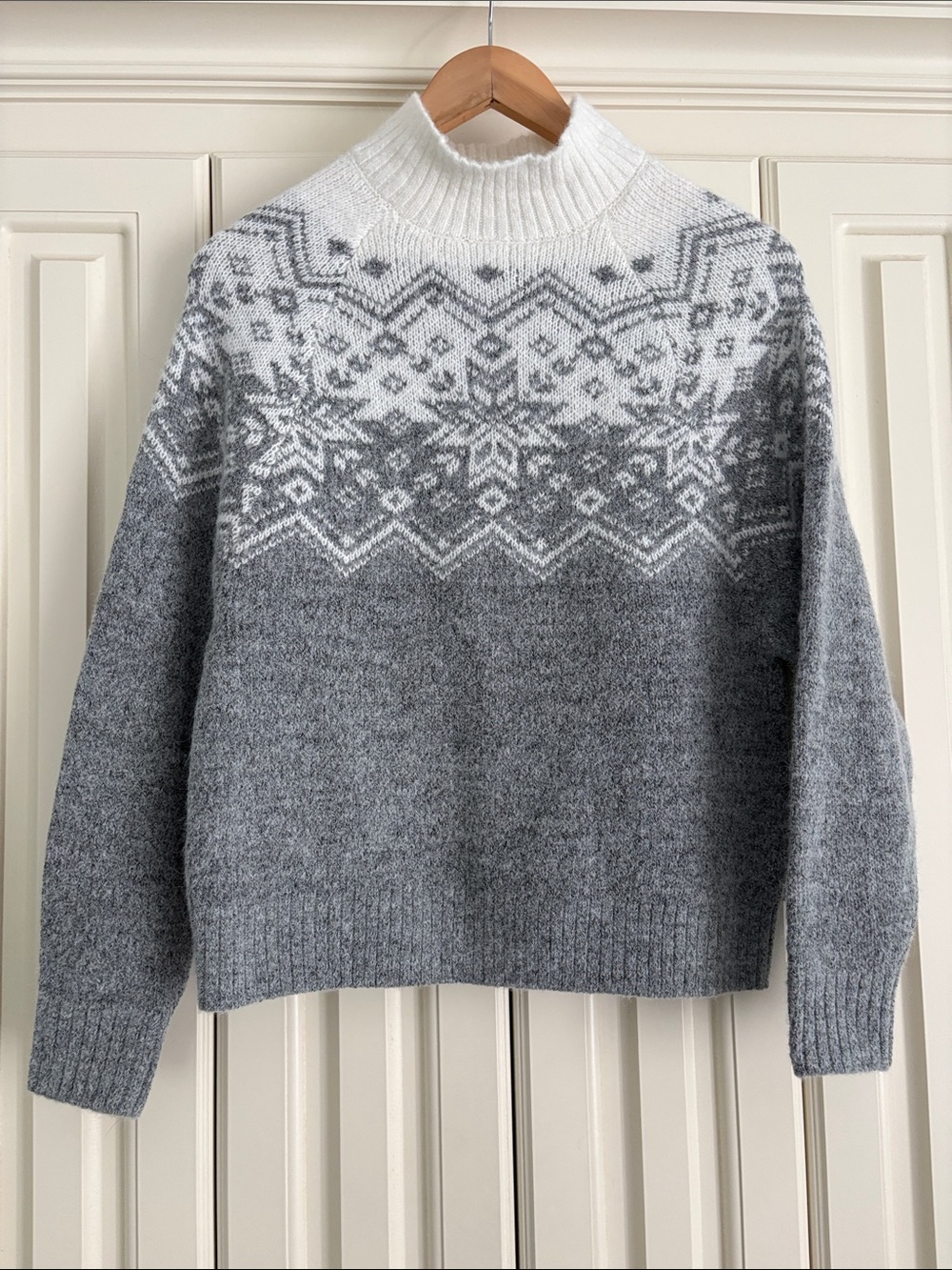 Fair Isle Cozy Wool Blend Snowflake Old Navy Intarsia Mock Neck Sweater XS NWT
